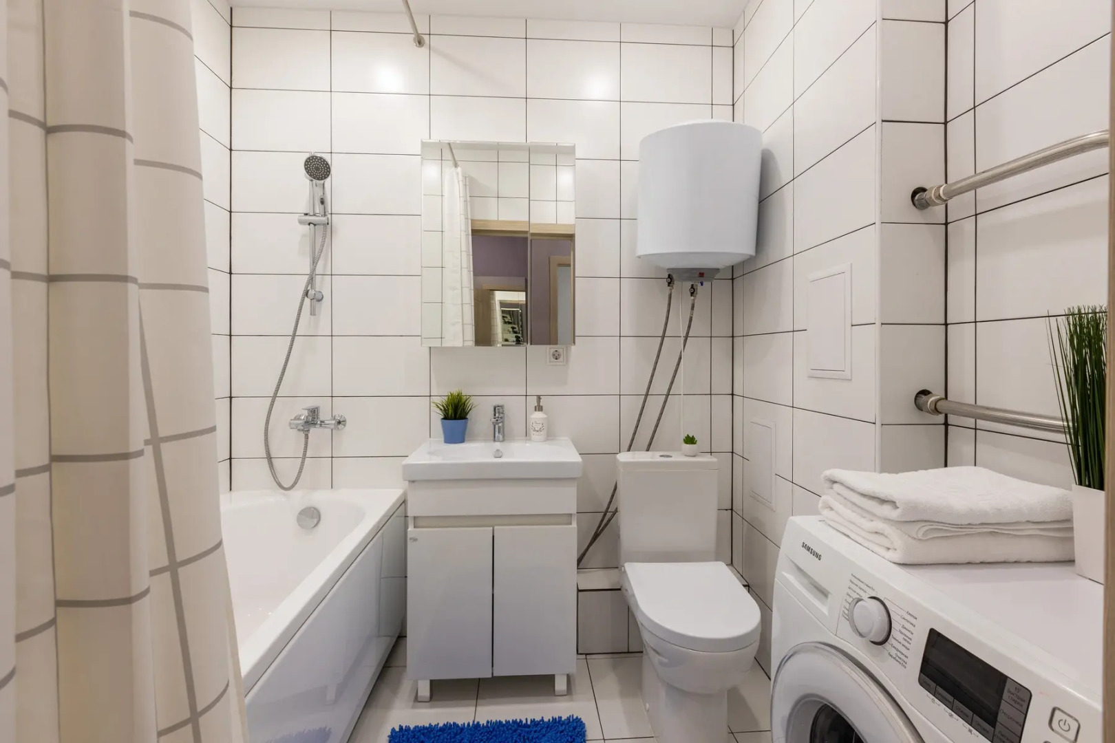 Апартаменты Сутки Уфа на Рудольфа Нуреева 1.36