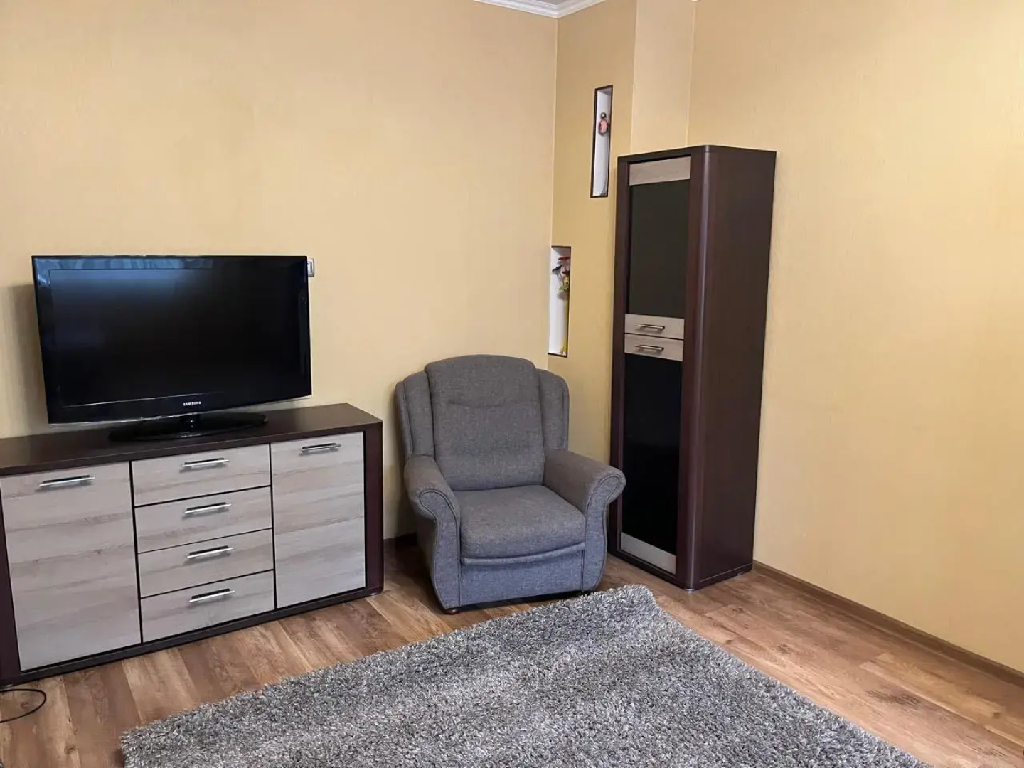 Квартира 3х Комнатная Уютная в Амалиенау