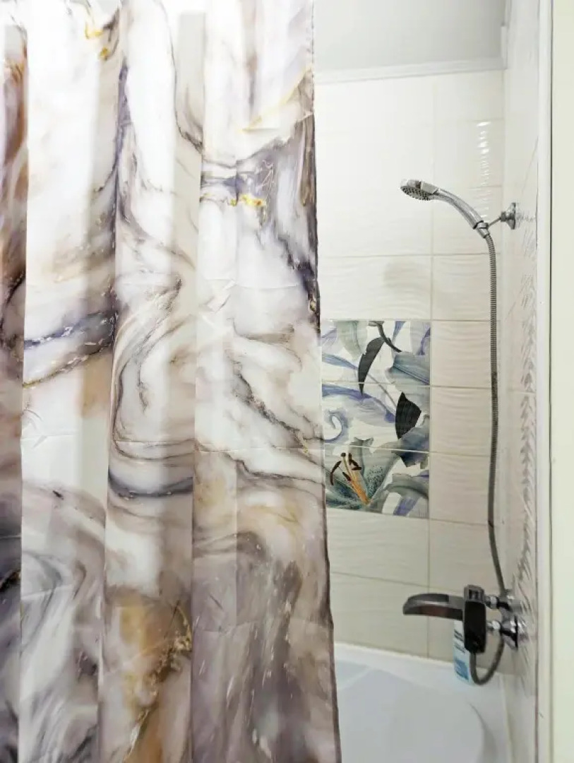 Ekodomik Lobnya (Svetlaya street)