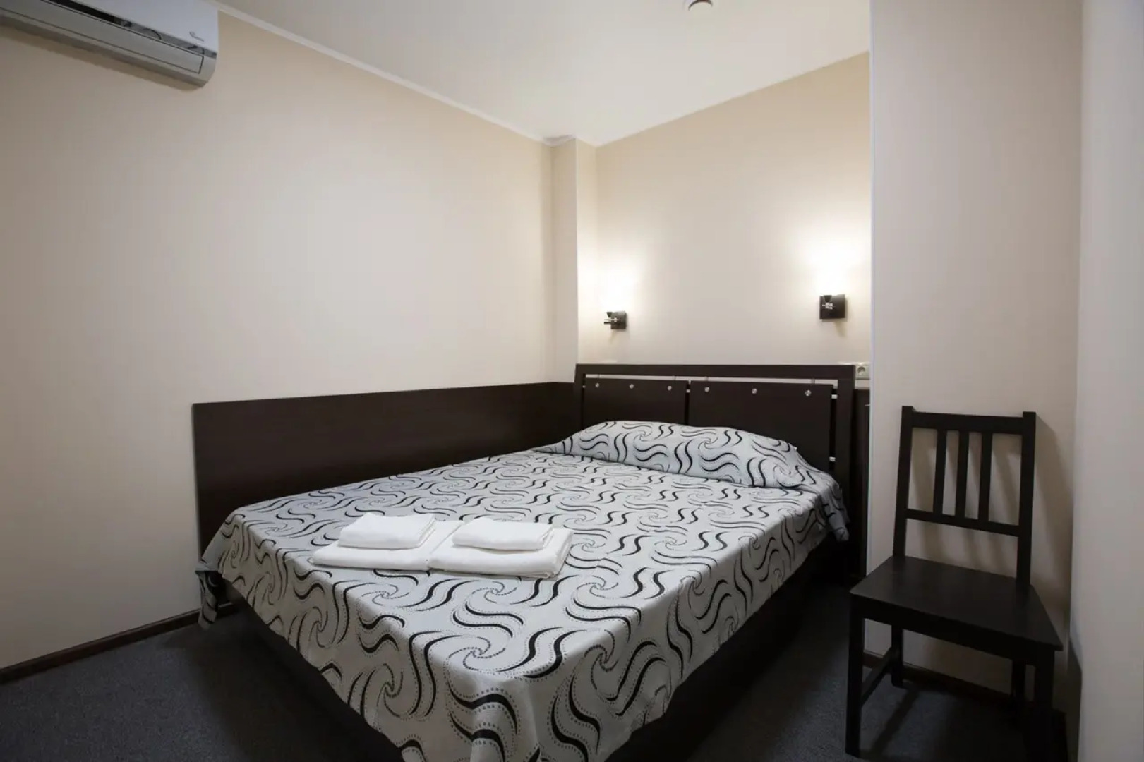 Отель Very Hotel