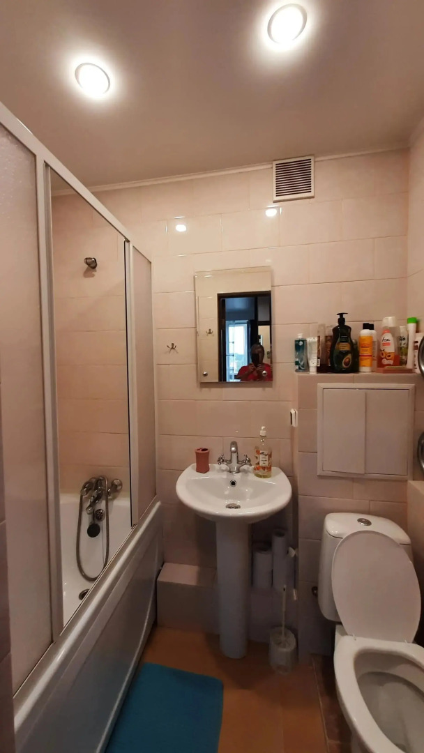 Апартаменты на Олега Зобова 11