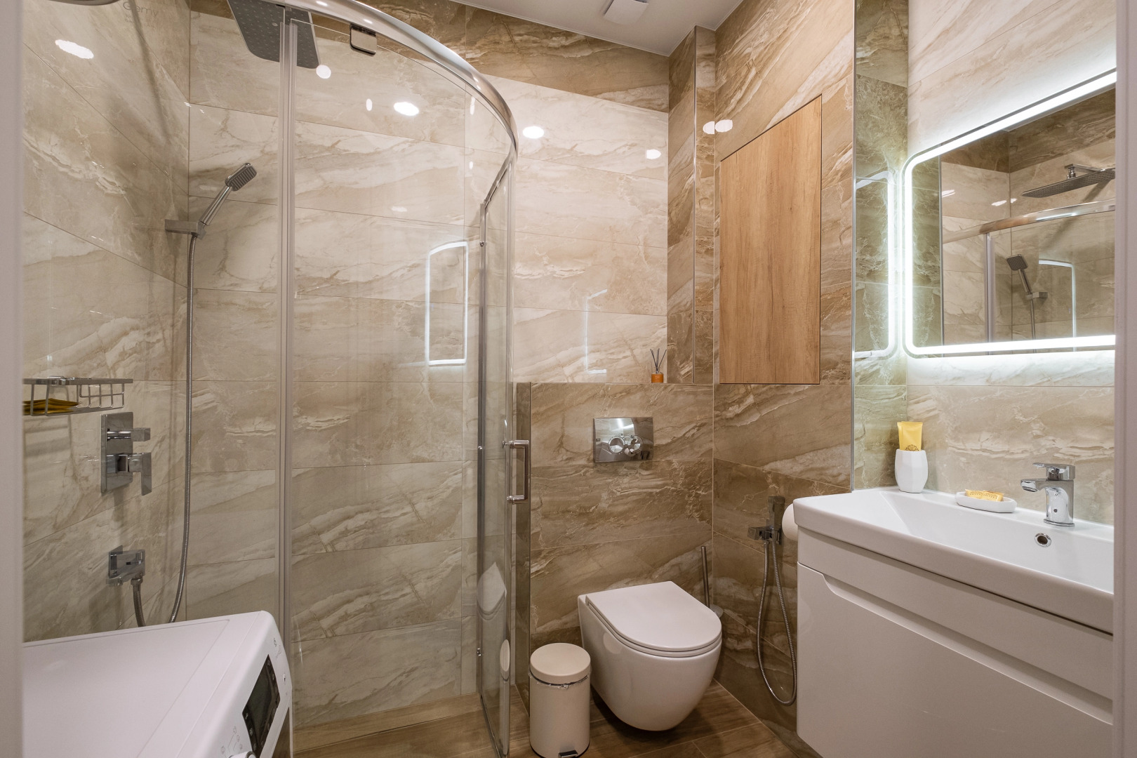 Апартаменты Охта Adventure Студия Люкс