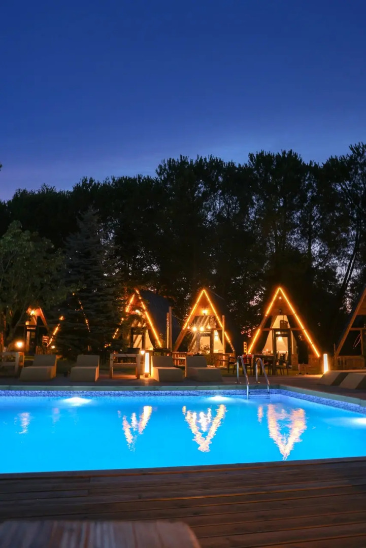 Отель Sapanca Taş Ev & Bungalow