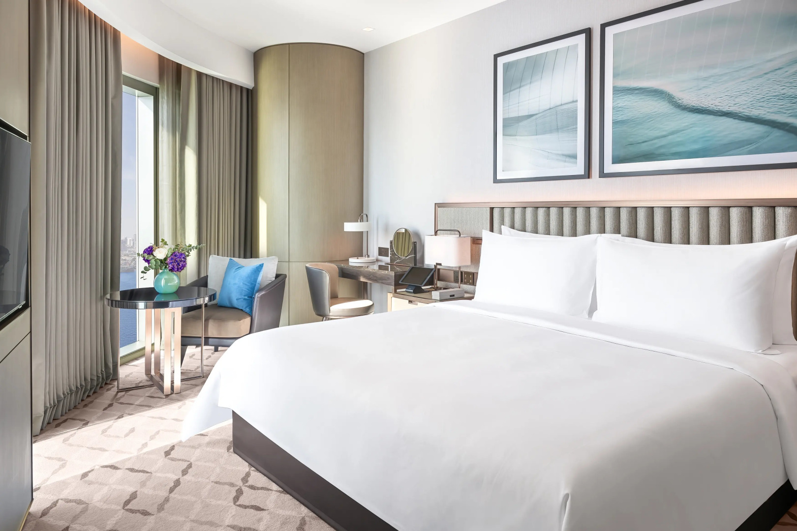 Отель Address Creek Harbour