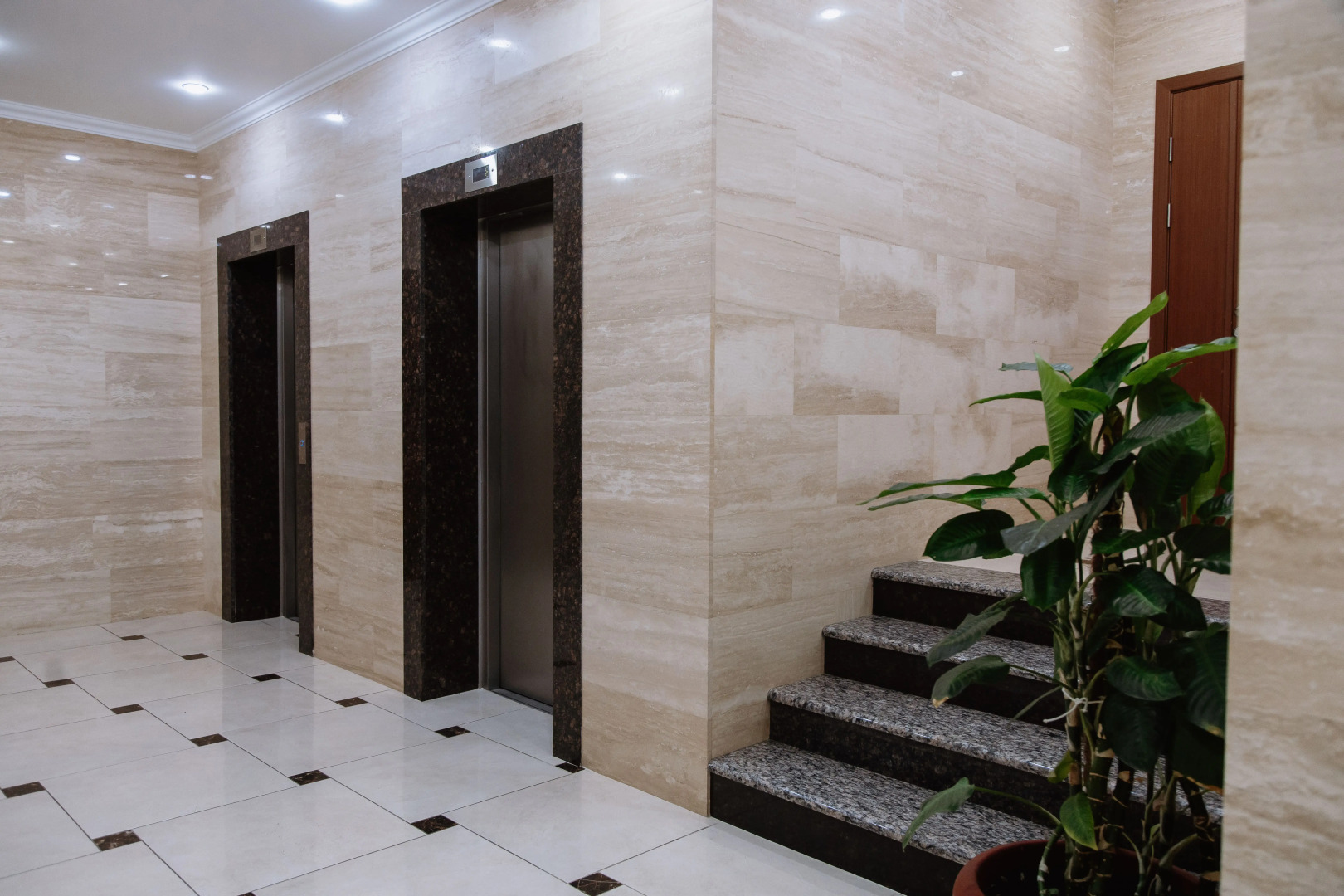 Курортный отель Скай Бридж (Sky Bridge)