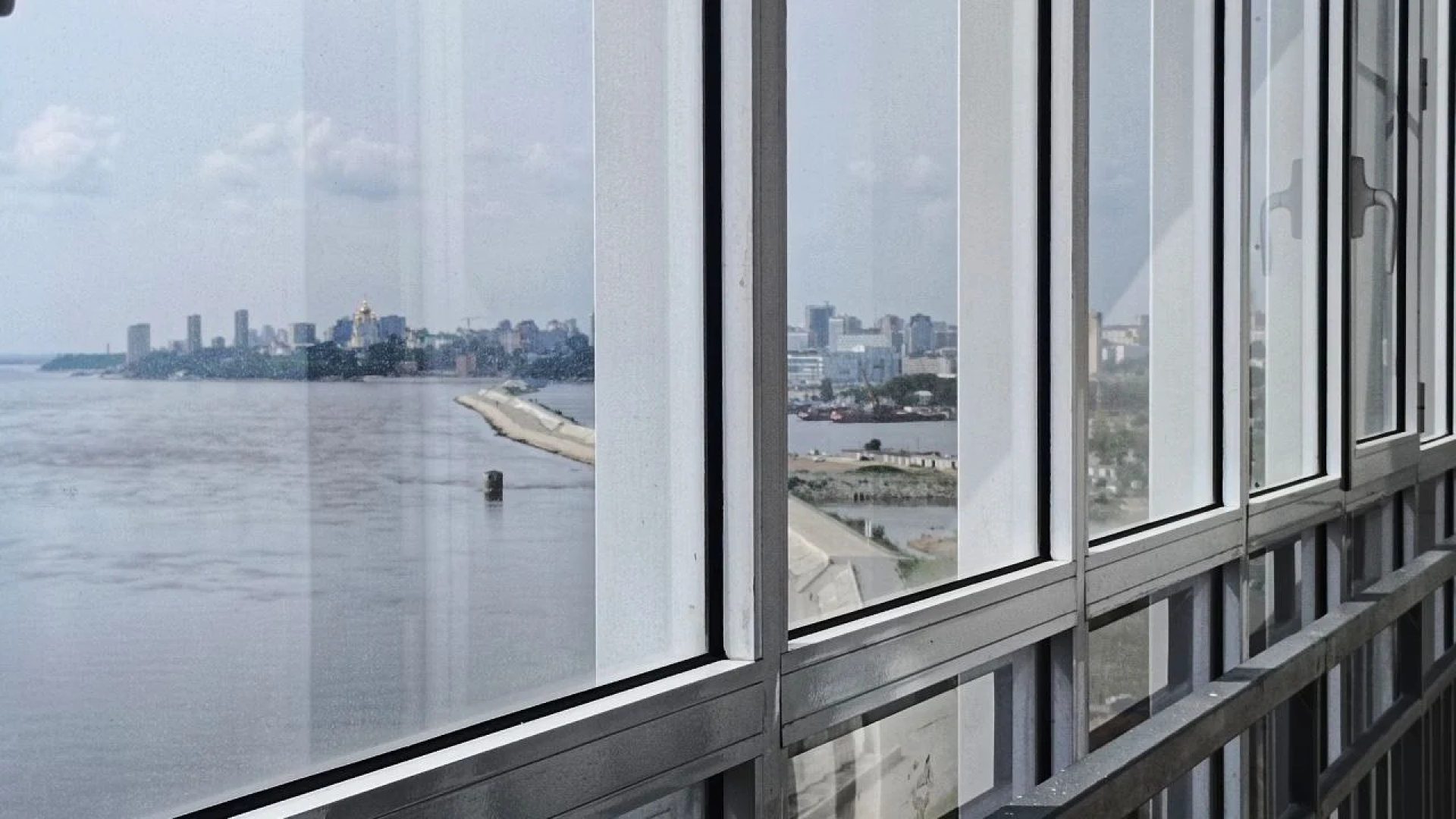 Квартира дизайнерская Renta27 в ЖК Riverdаy