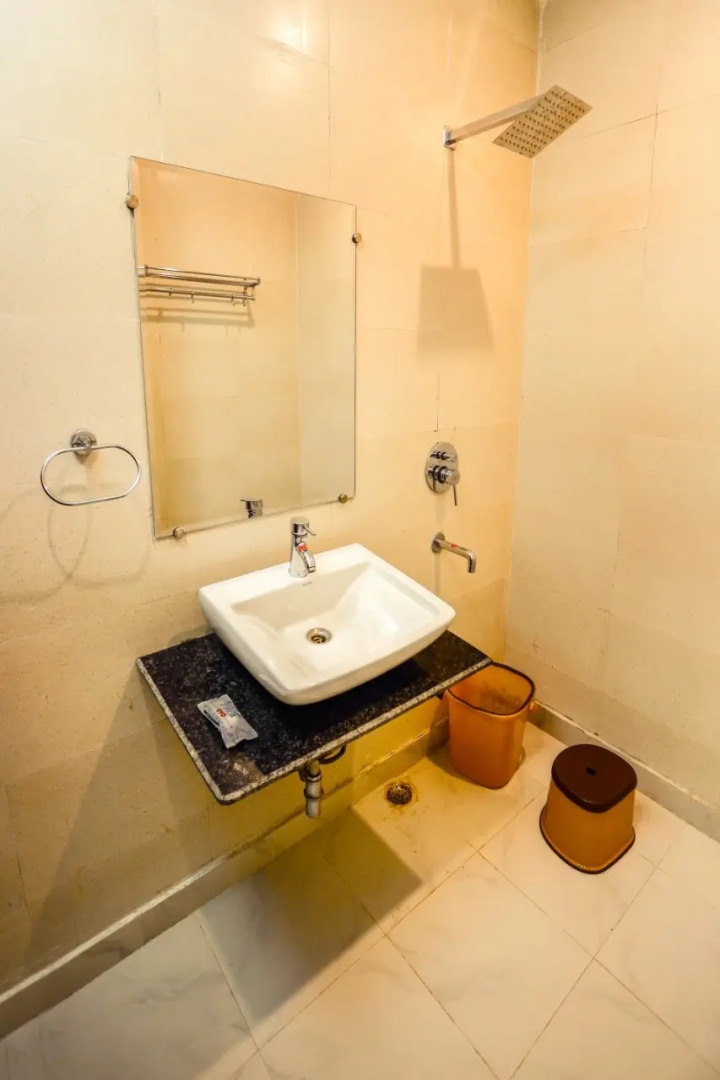 Отель Airport Tashree