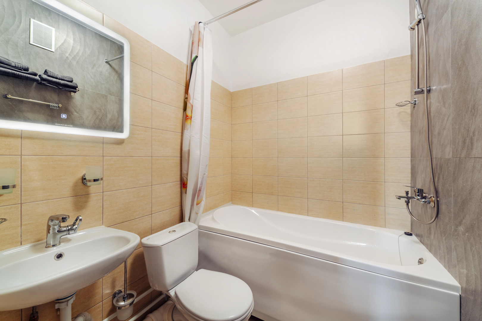 Апартаменты UyutnoEKB ЖК Артек