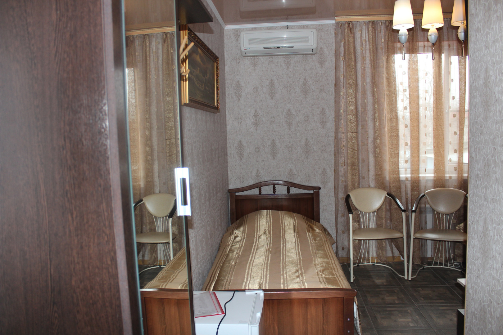 Отель Сафари