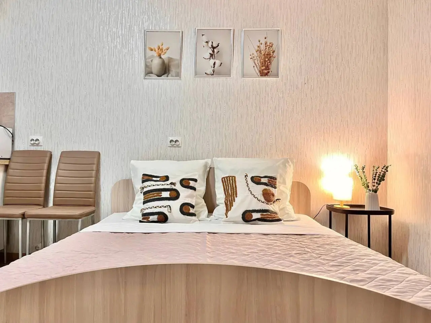 Апартаменты на Революции 52В