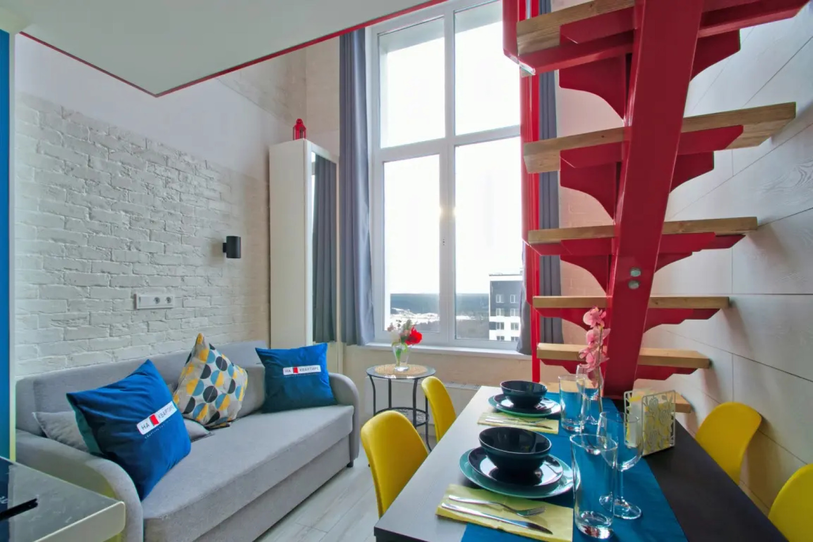 Апартаменты Двухуровневые Полулюкс Панорамные в ЖК Спутник