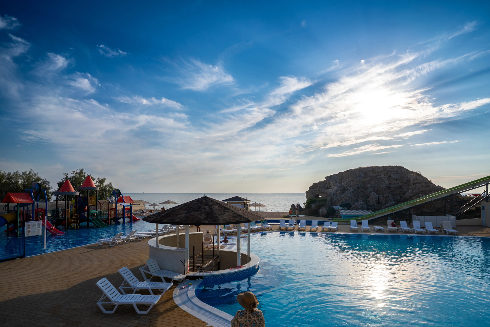 Семейный отель АзовЛенд