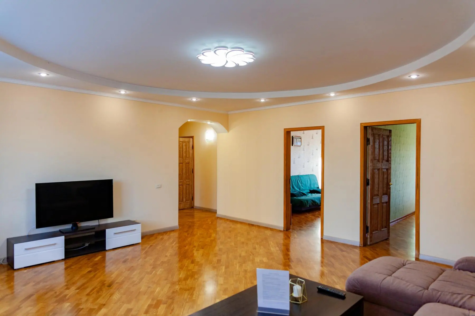 Апартаменты SWEET HOME APARTS Энгельса 73