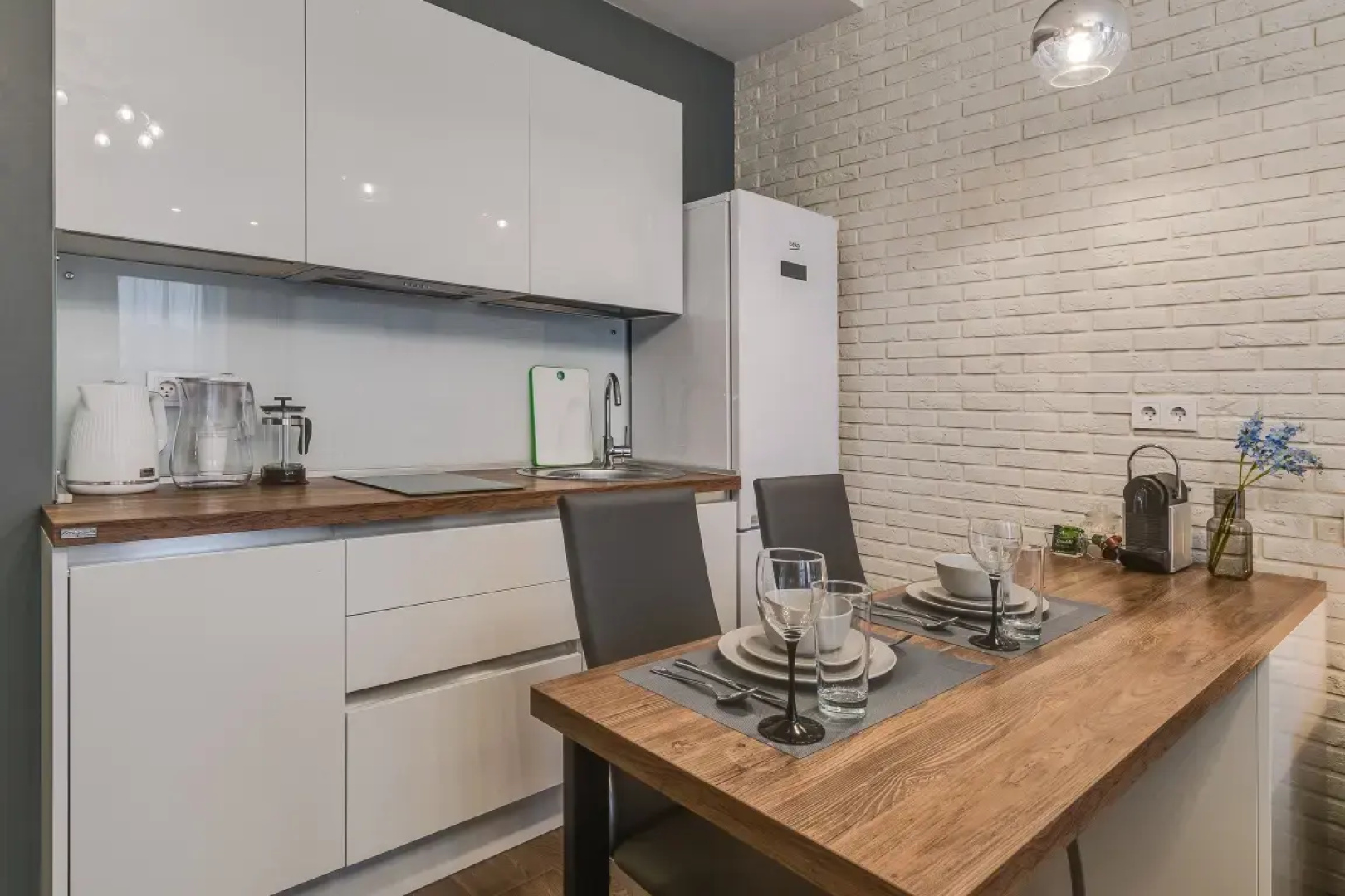 Апартаменты Улучшенные с Балконом и Видом на Парк Business Apartments