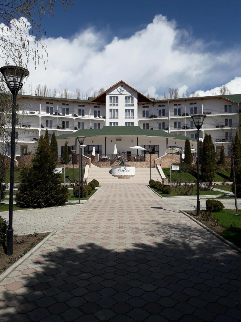 Курортный Отель Каприз