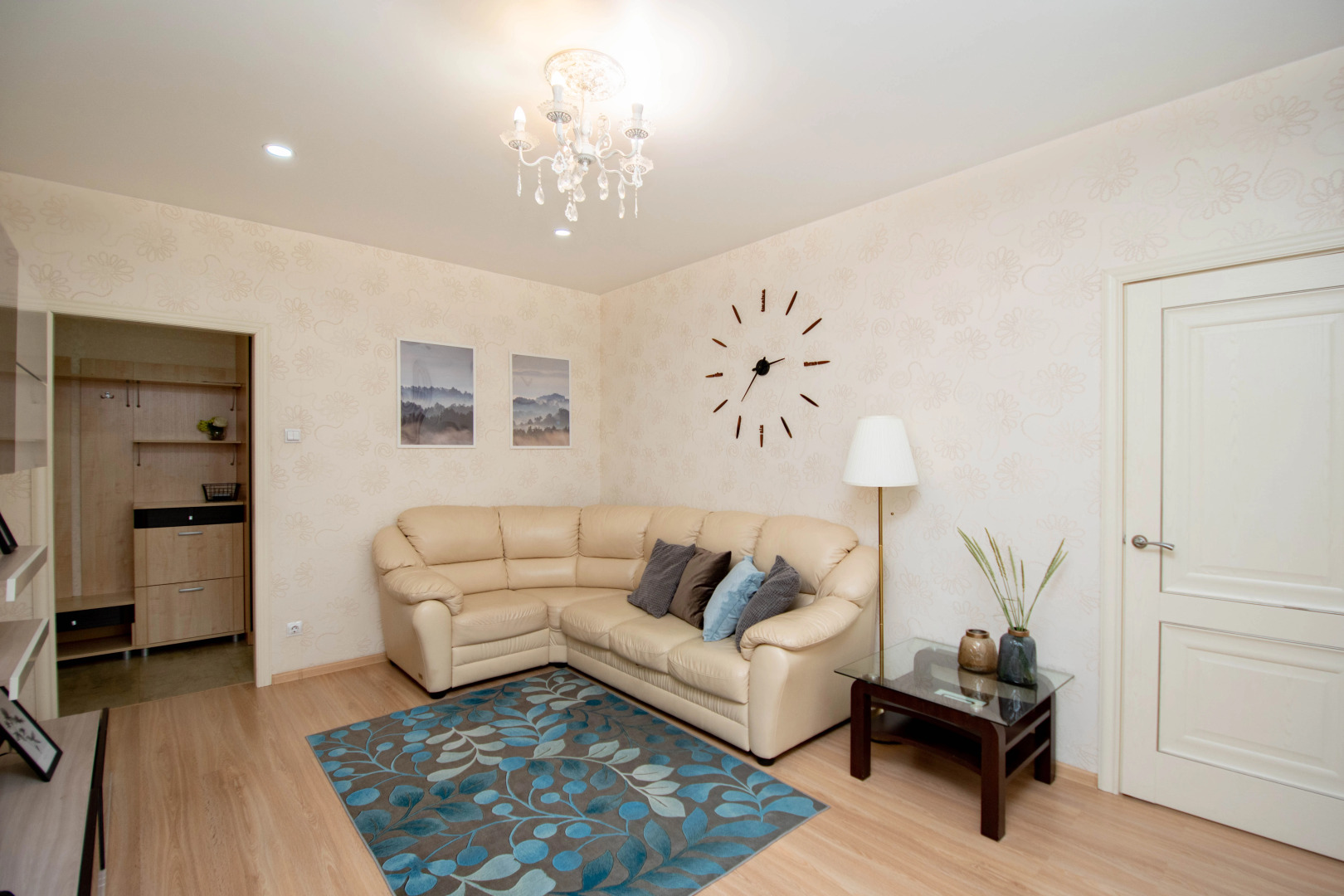 Апартаменты Двухкомнатная квартира на Верхней Набережной 165/1