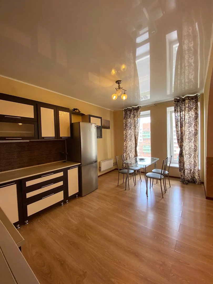 Апартаменты На Братьев Кашириных