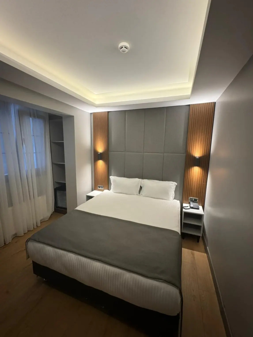 Center Hill Hotel