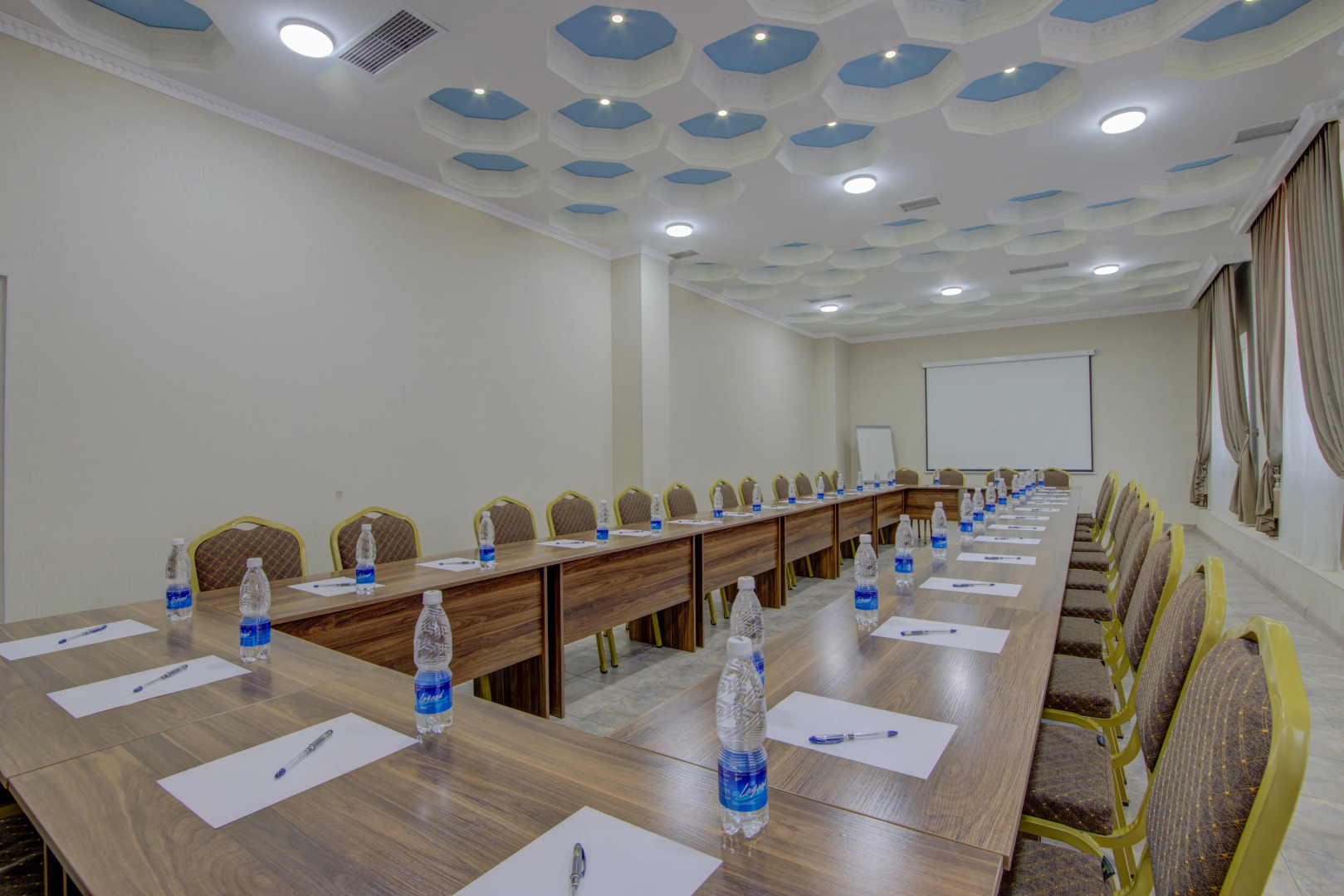 Отель Shah Palace