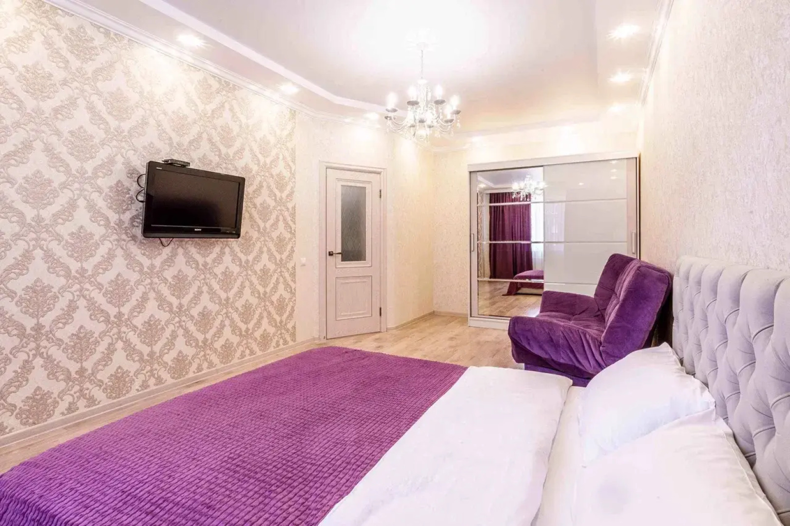 Квартира у парка Галицкого Апарт-Отелика в ЖК Гарантия