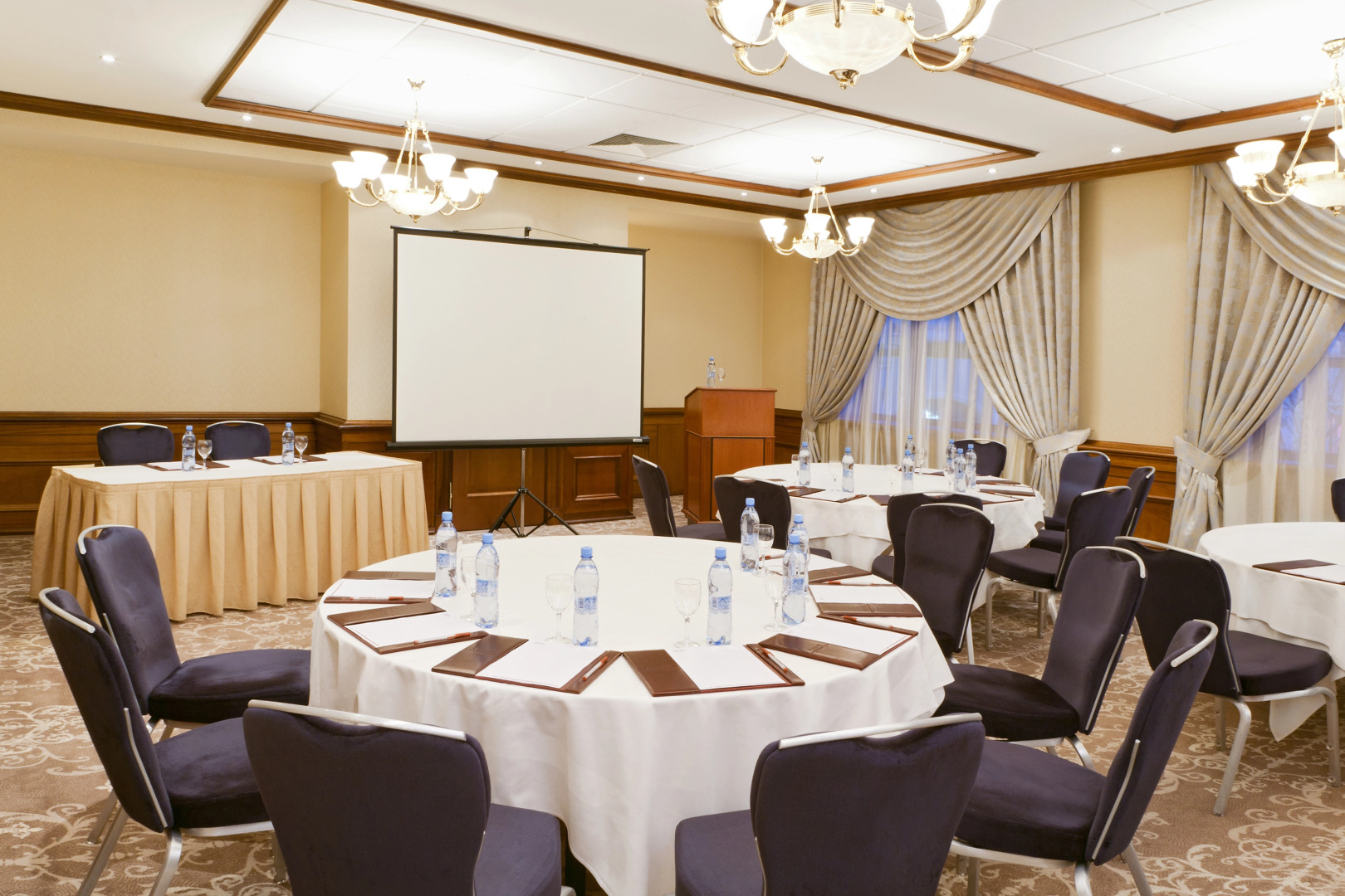 Сафмар Аврора Люкс (бывший Марриотт Ройал Аврора)