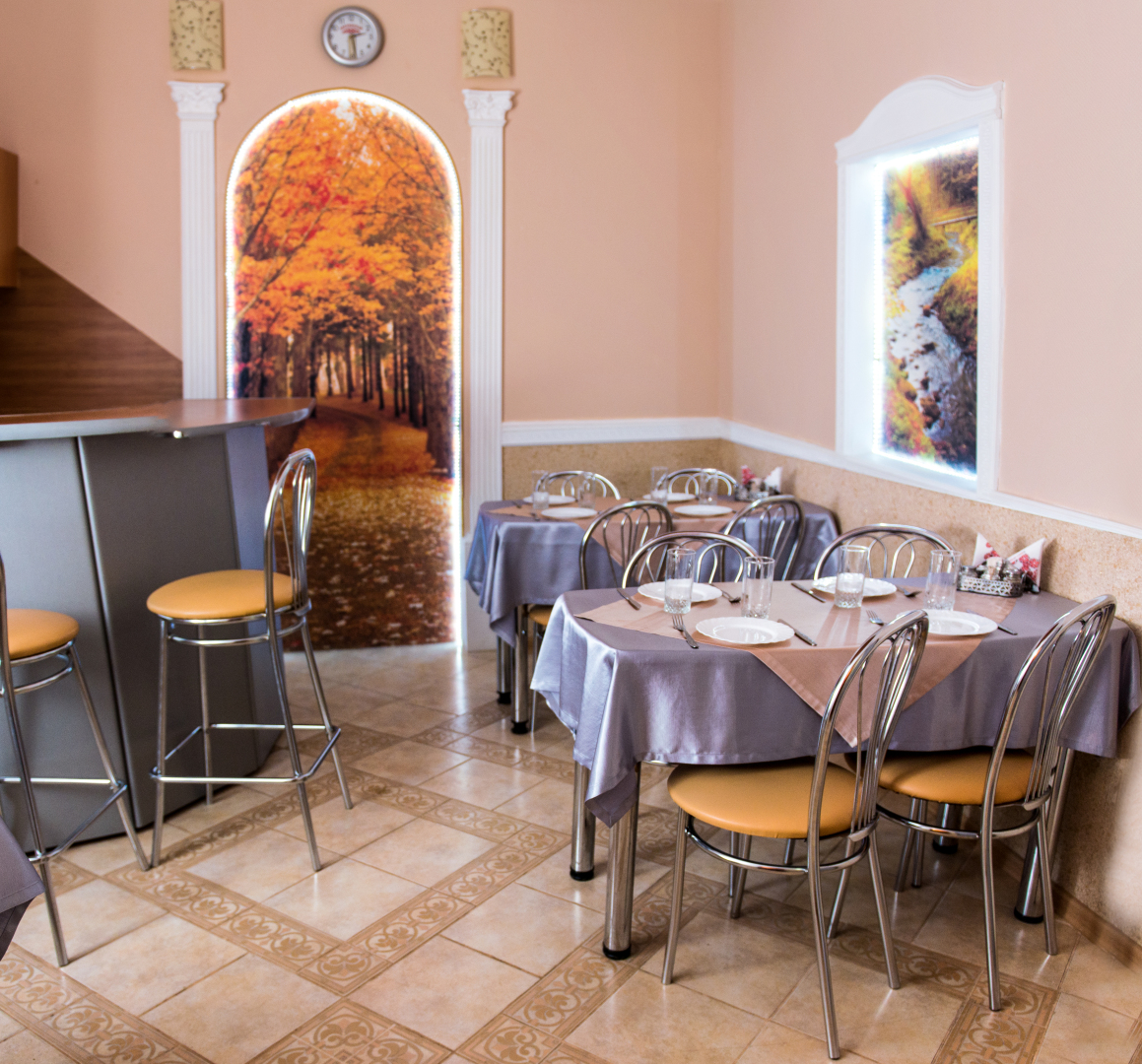 Отель Дворянская