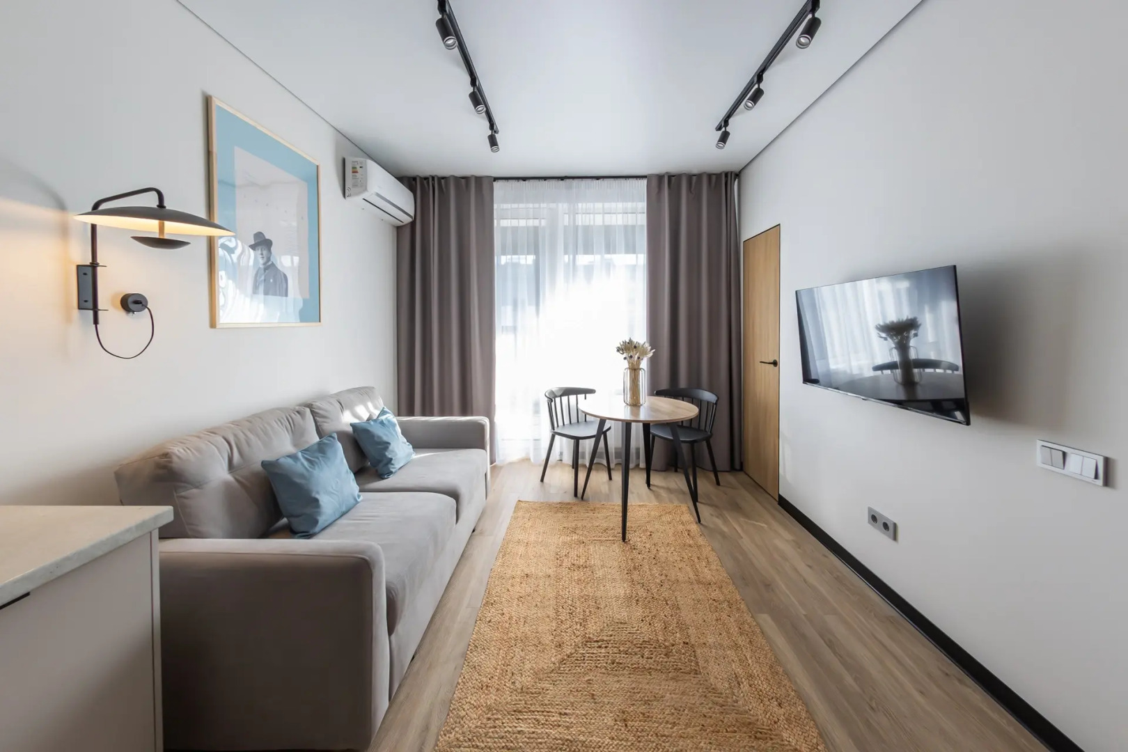 Апартаменты 1010