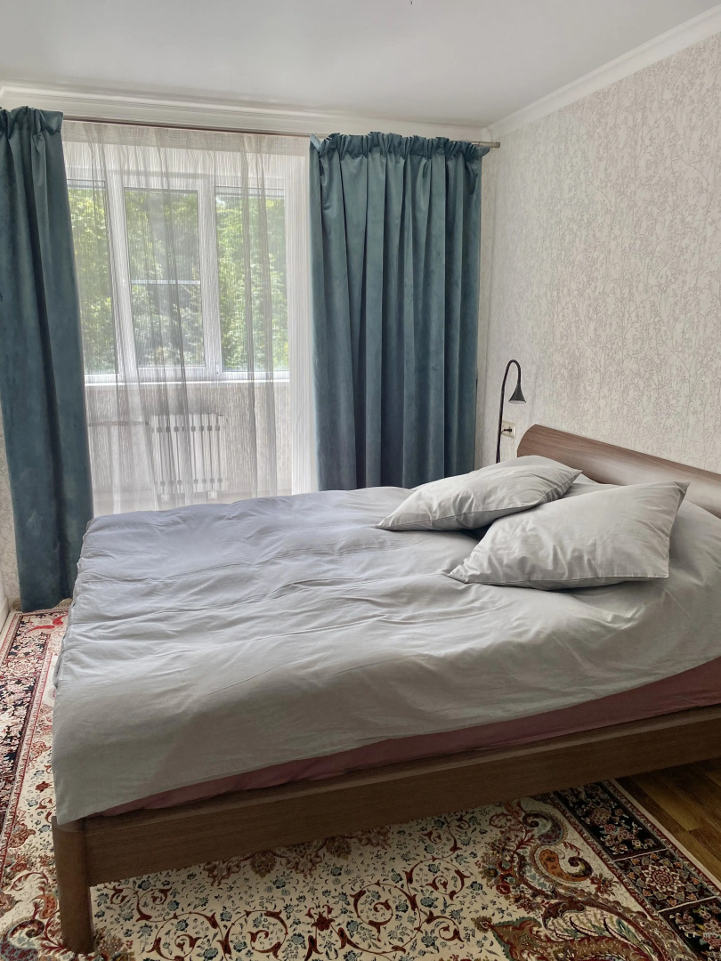 Квартира Просторная на Тихой Улице