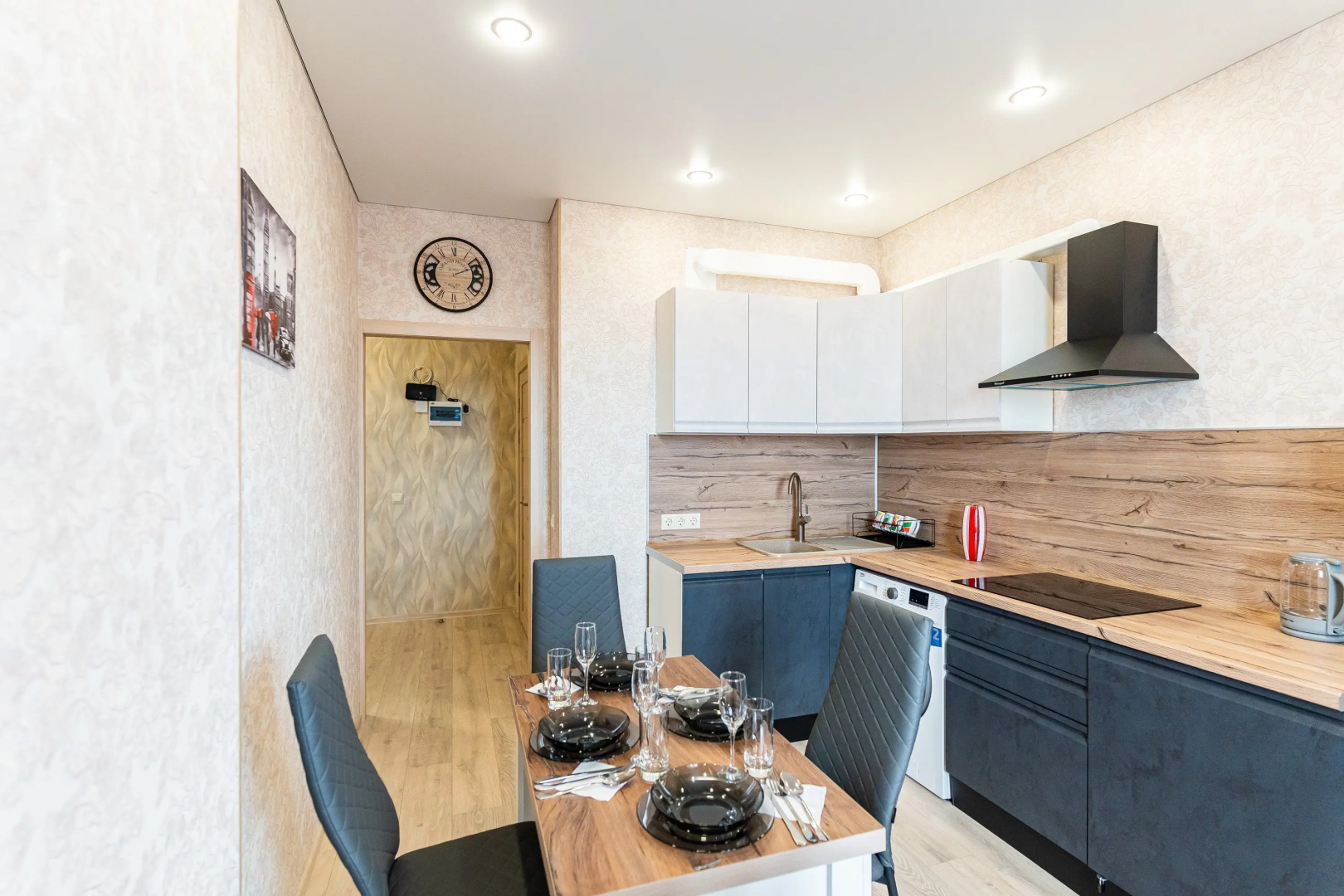 Апартаменты в Южном Районе Новороссийска от LetoАрrt