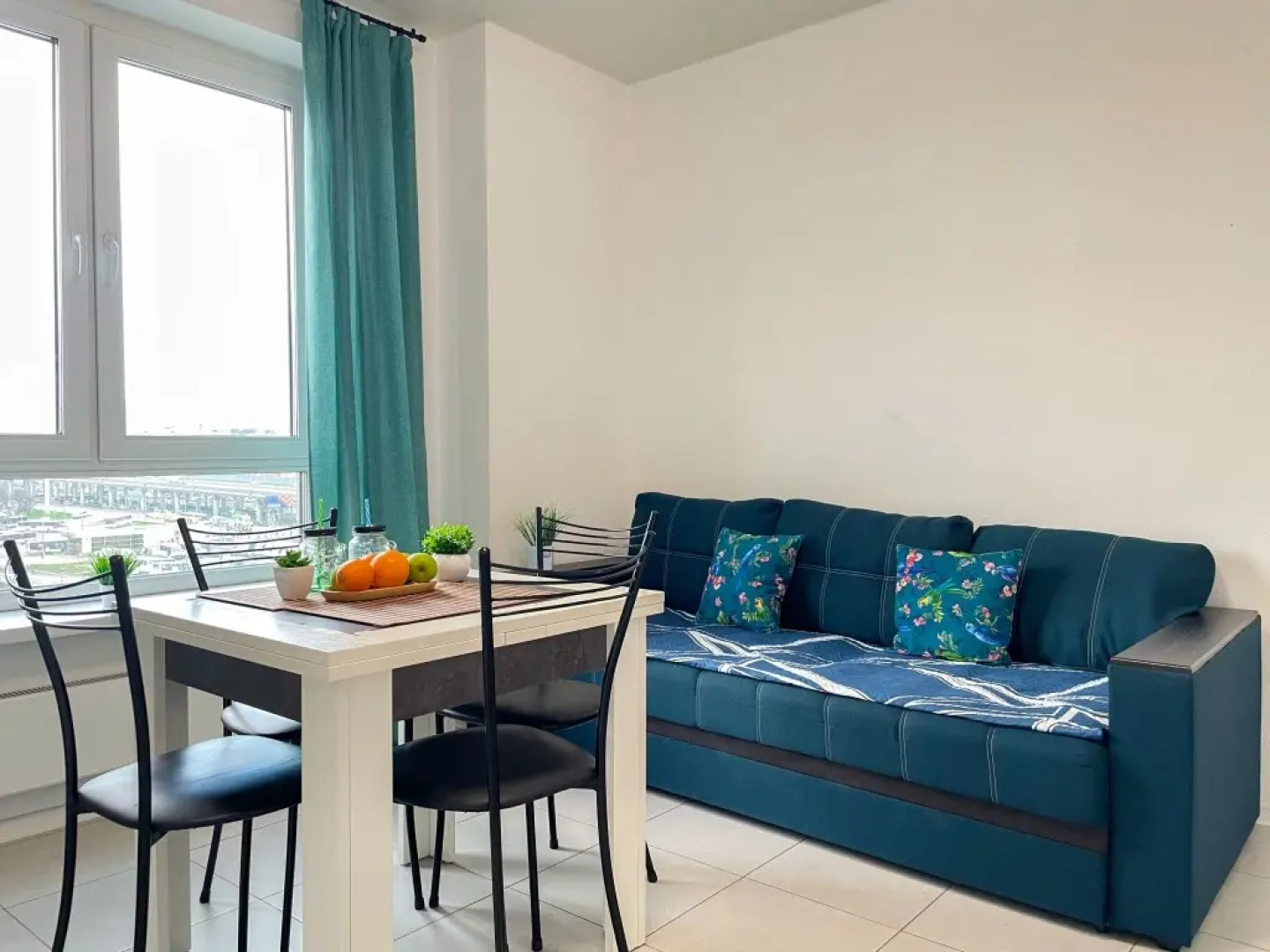 Апартаменты Sunny Days Apartment Оранж Парк 13