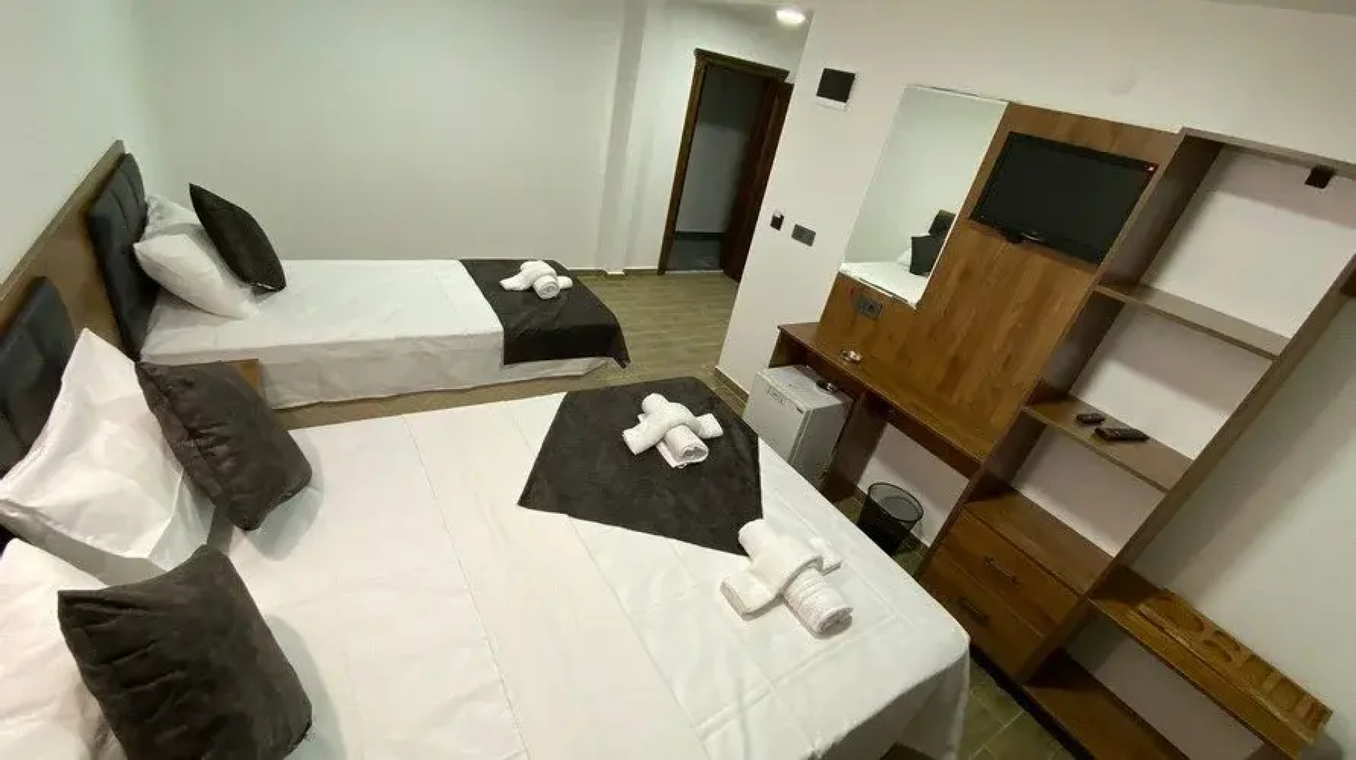 Atas Aqua Otel Avsa