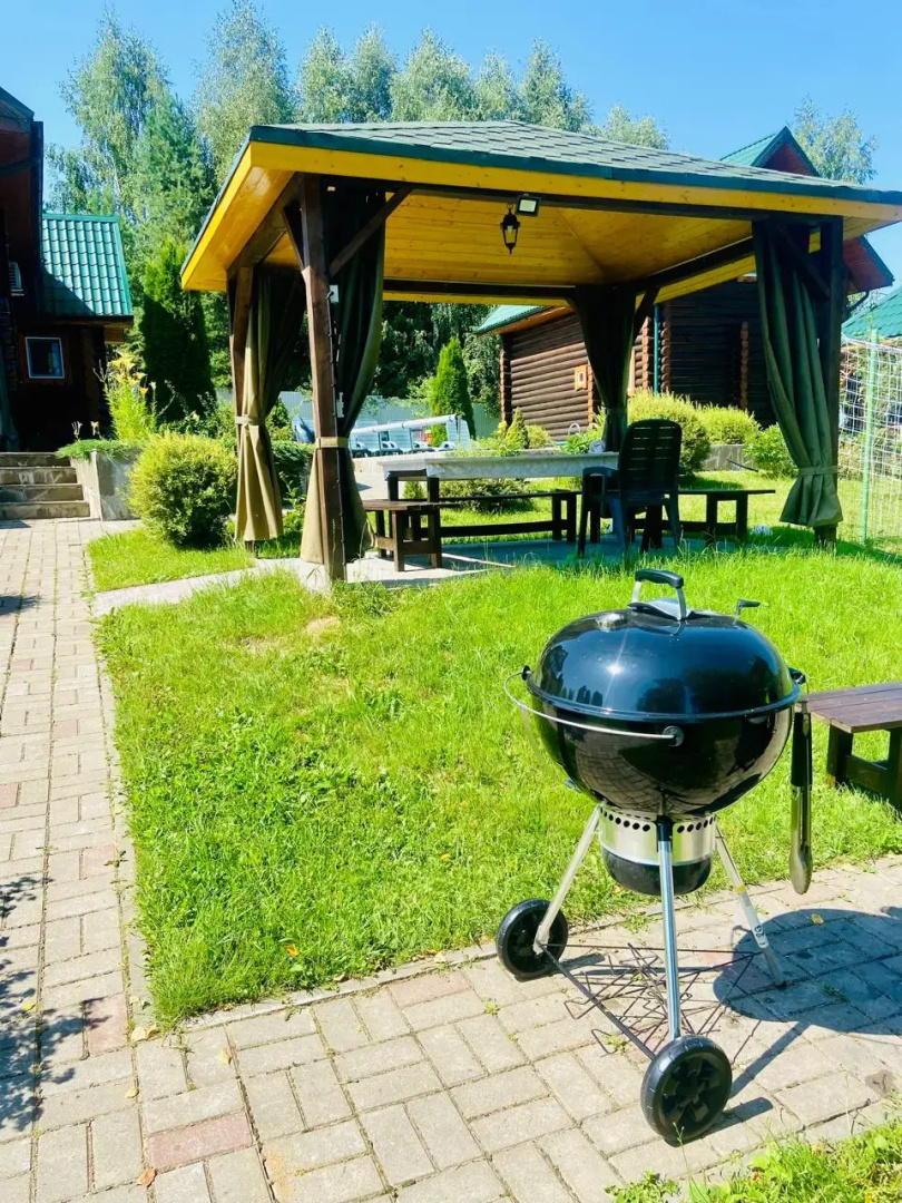 Частный дом коттедж с пятью комфортабельными спальнями