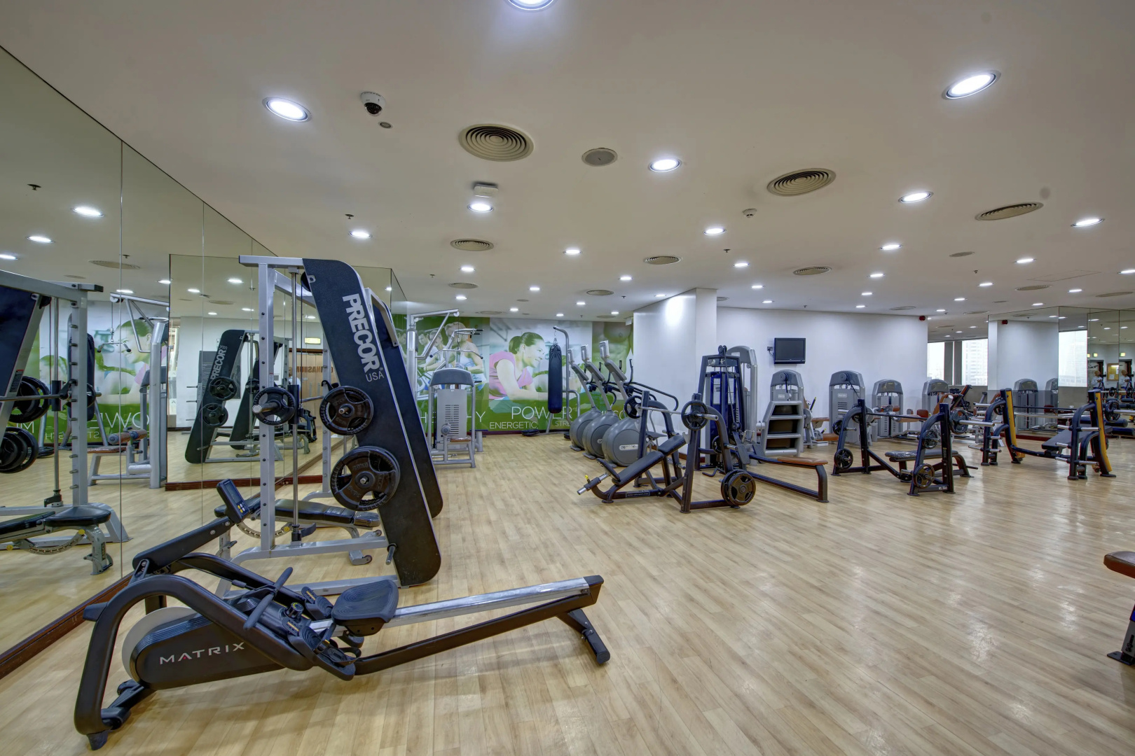Отель Two Seasons Hotel & Apartments