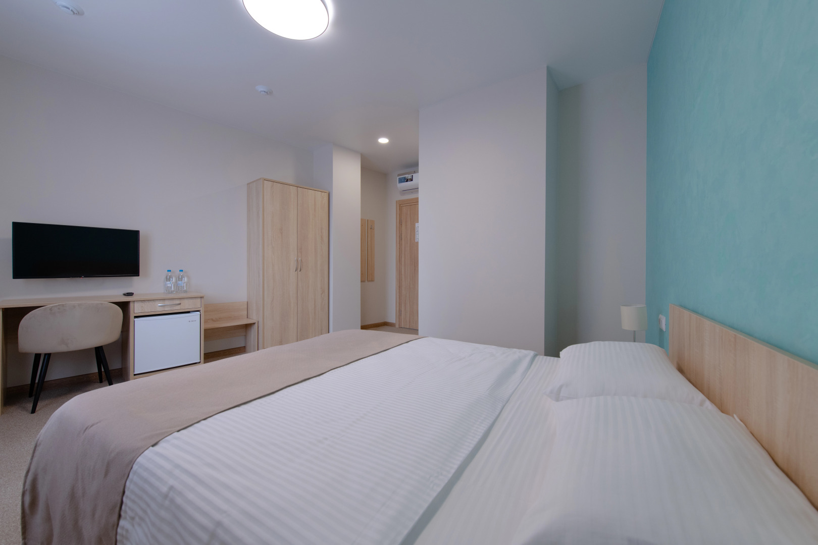 Отель Кипарис