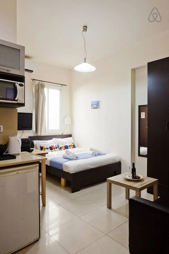 NHE Rothschild Apartments