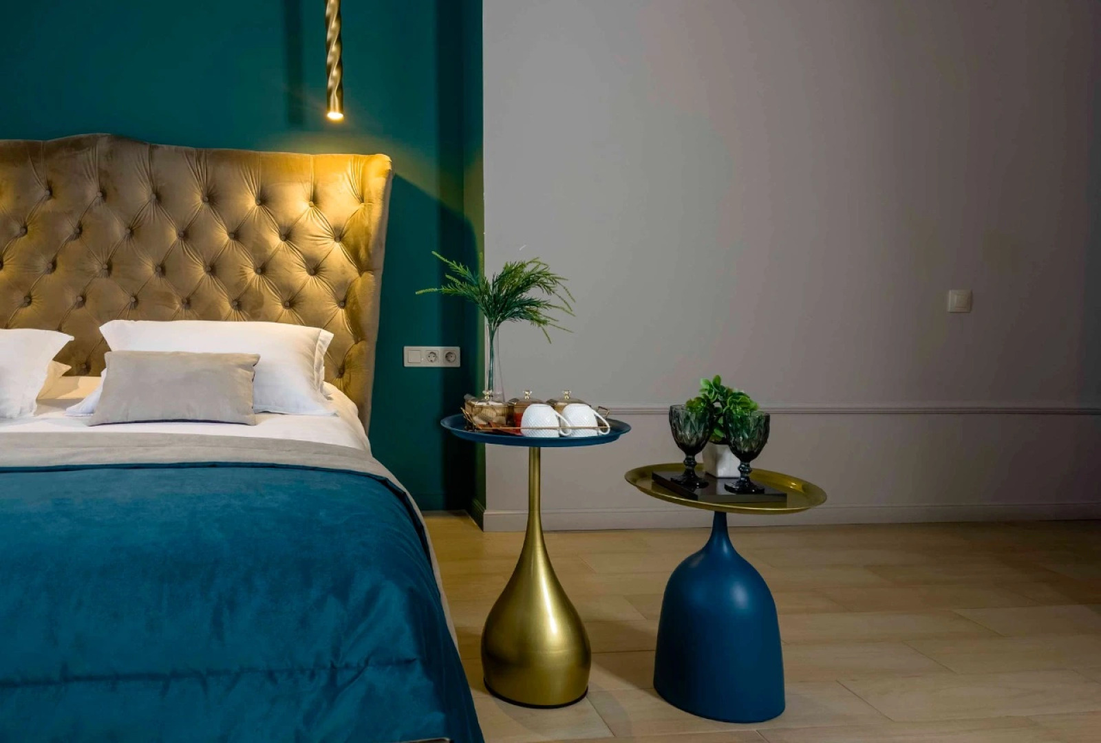 Отель на Манежном