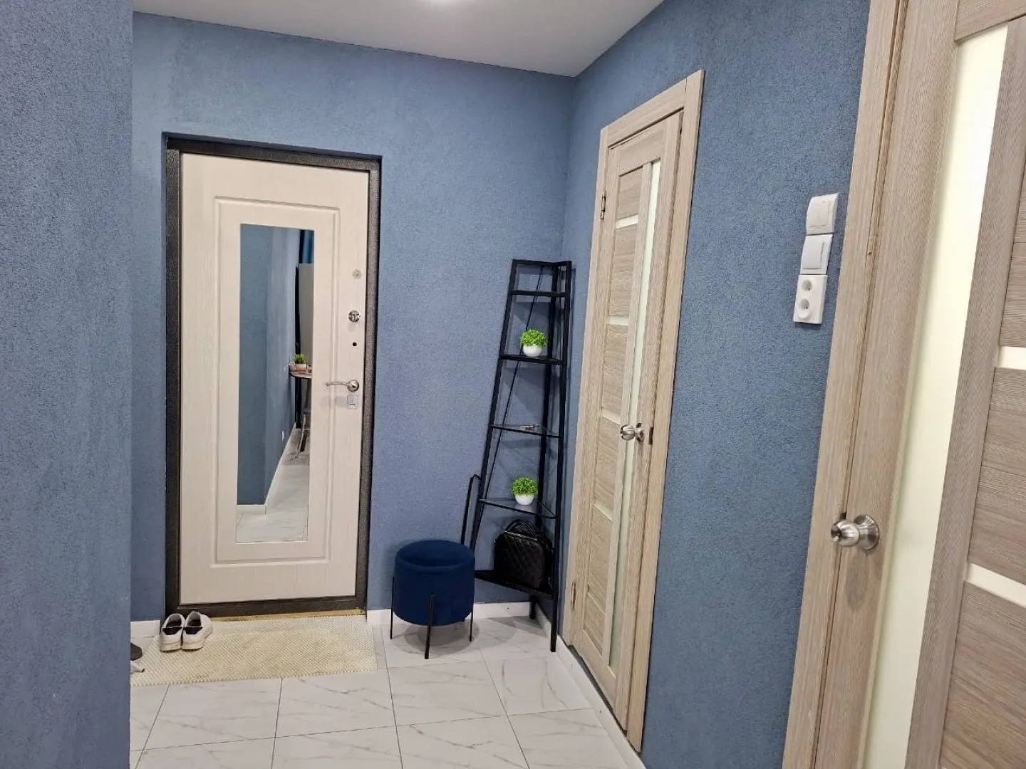 Квартира Апартаменты Мирный Дом на Солдатова 14