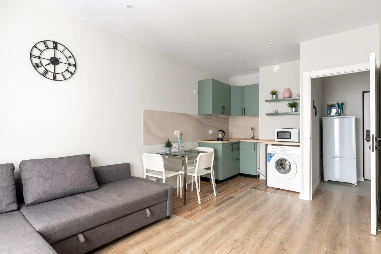 Апартаменты на улице Окская 7А/2