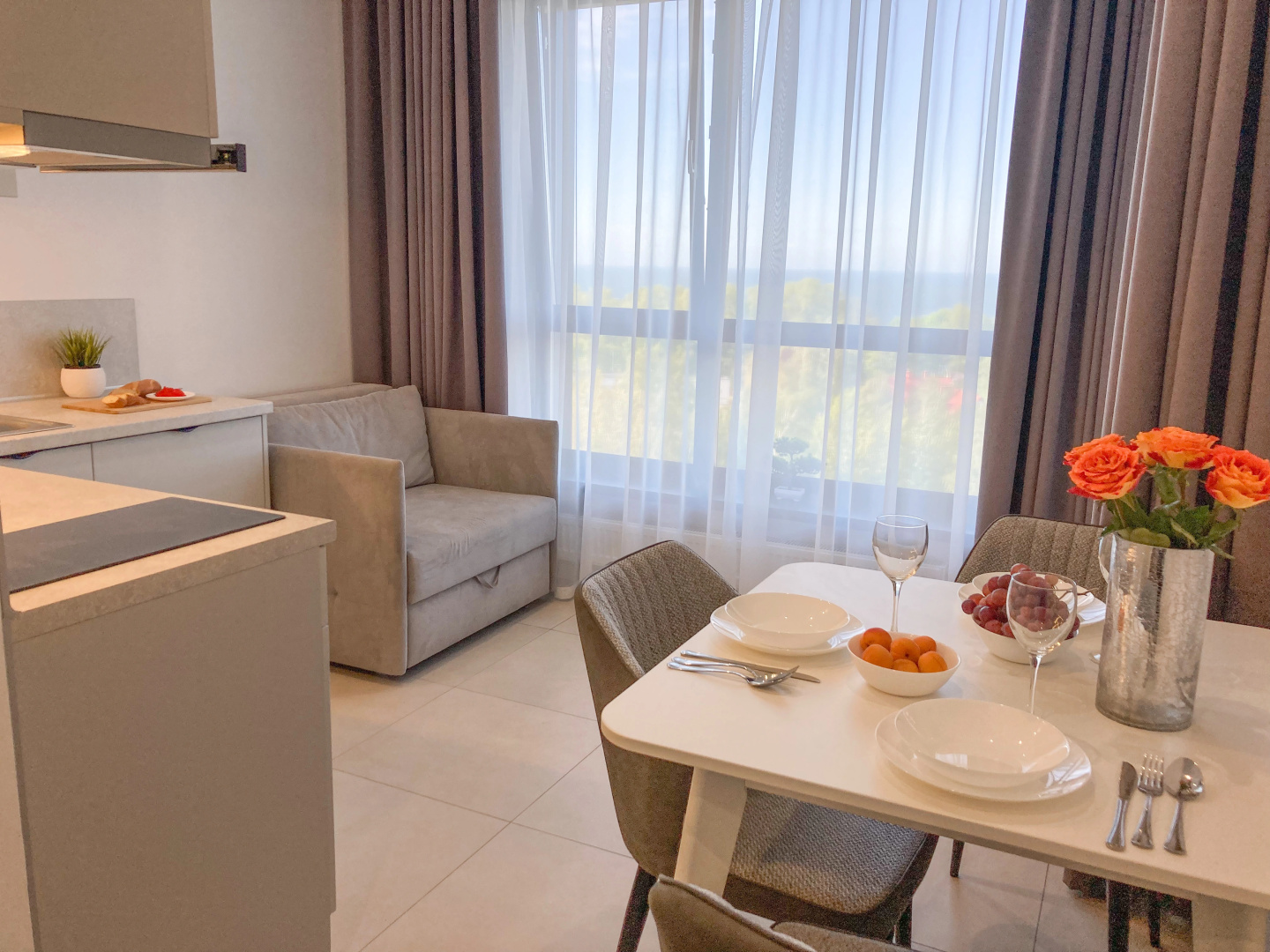 Апартаменты Sun City Apartments 10 с видом на море