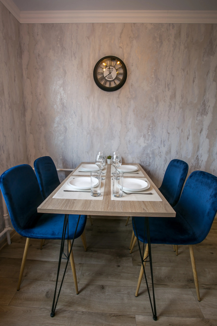 Апартаменты с видом на закат и крыши