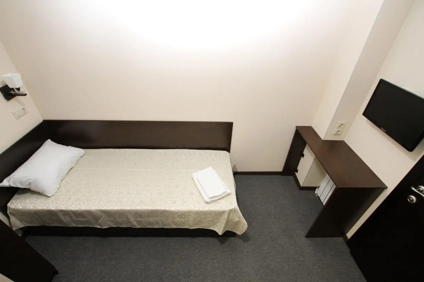 Отель Very Hotel