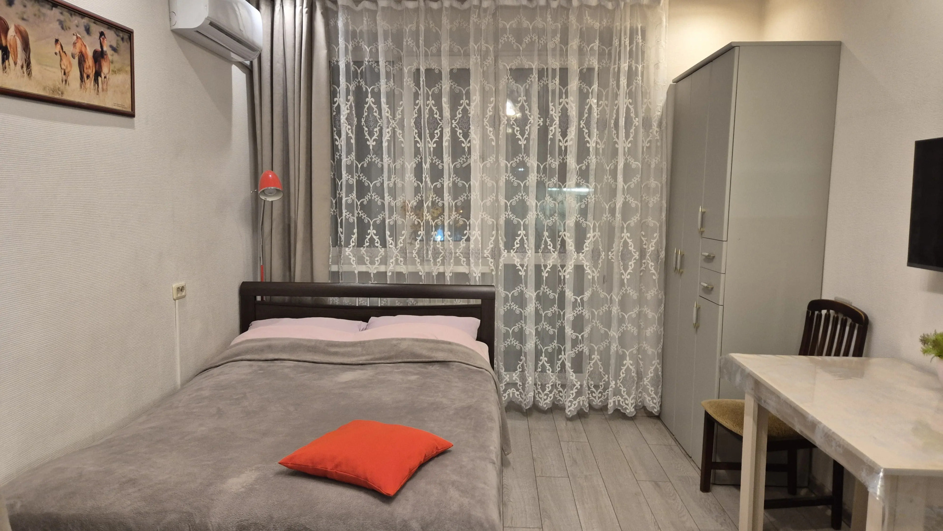 Квартира-студия с балконом на Синельникова 1