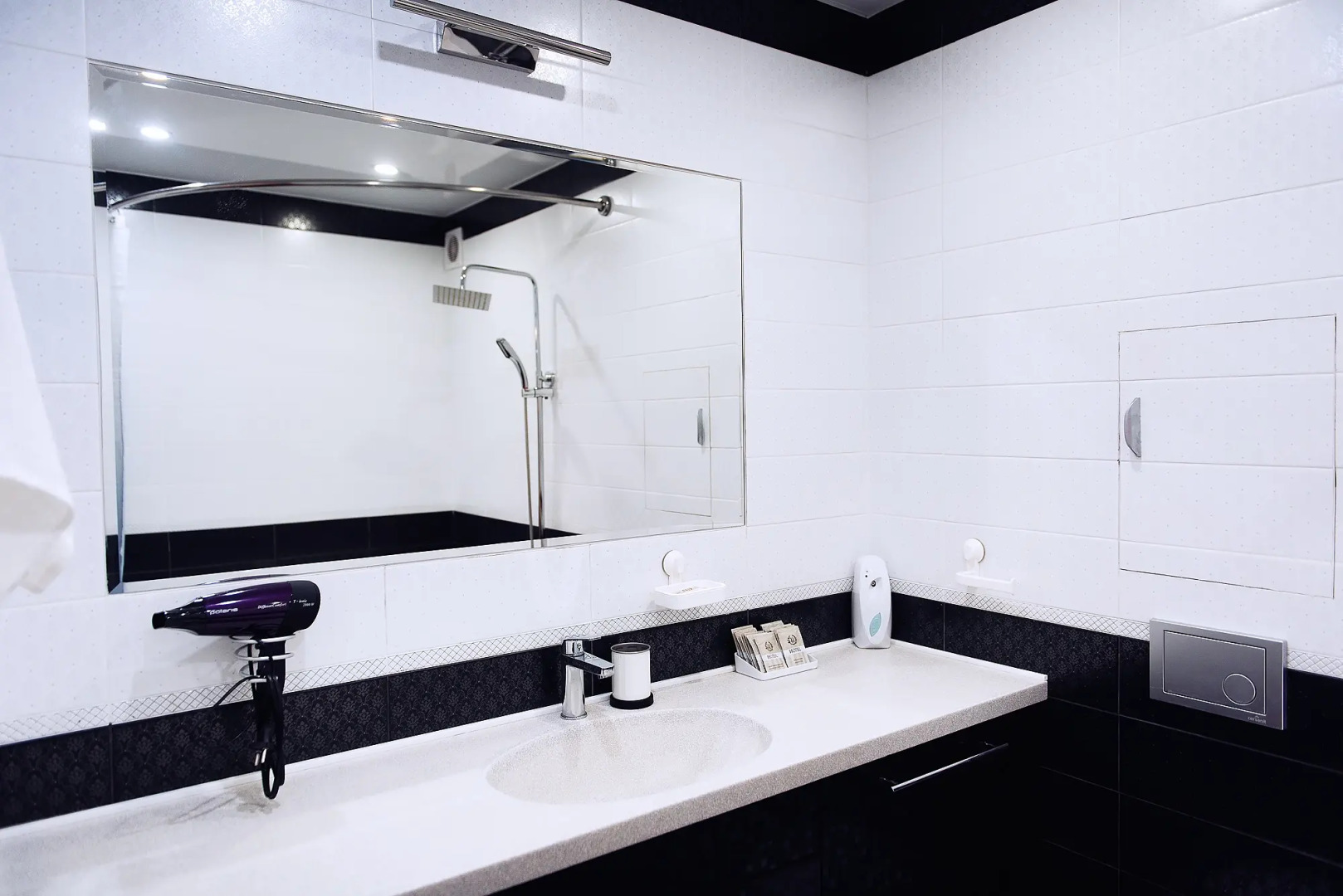 Апартаменты Люкс на Ленинградской 136