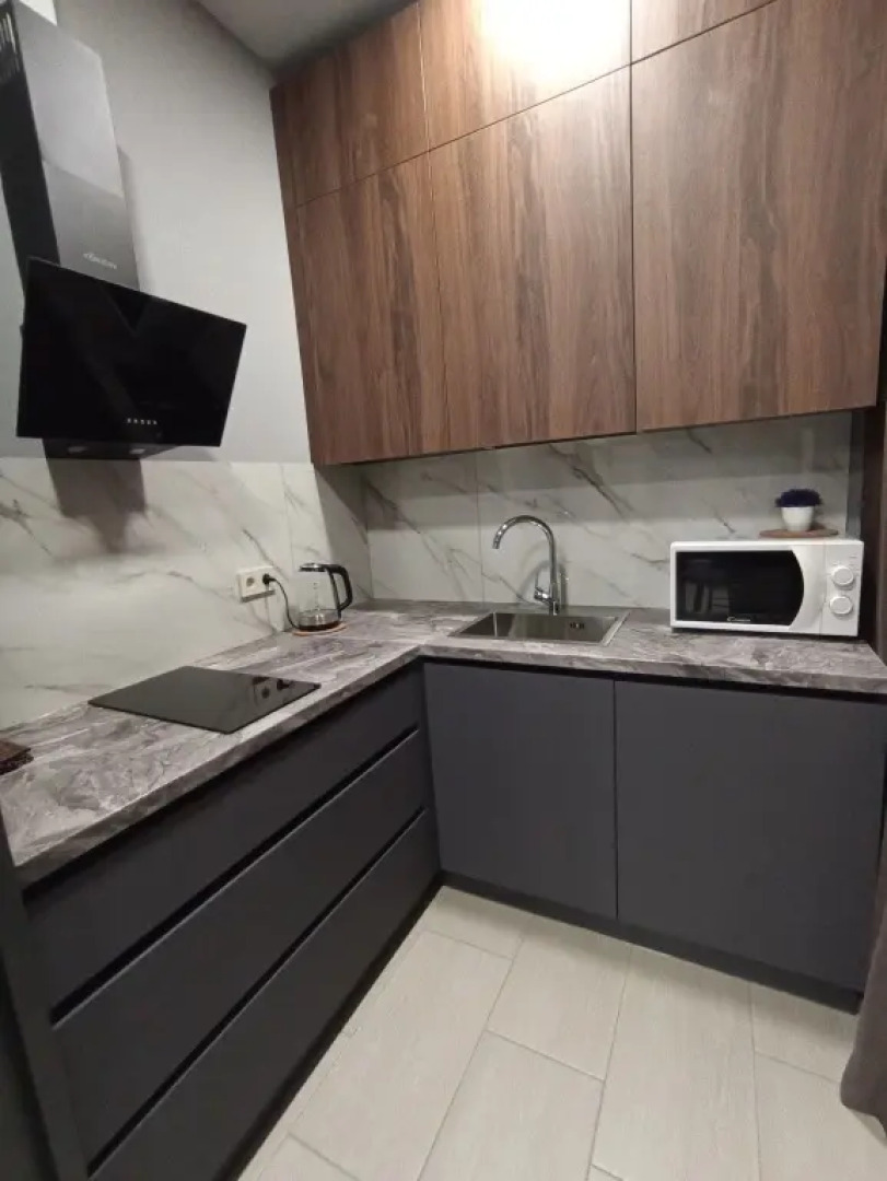 Апартаменты на набережной сети «Все в гости» на ул. Батурина, 27