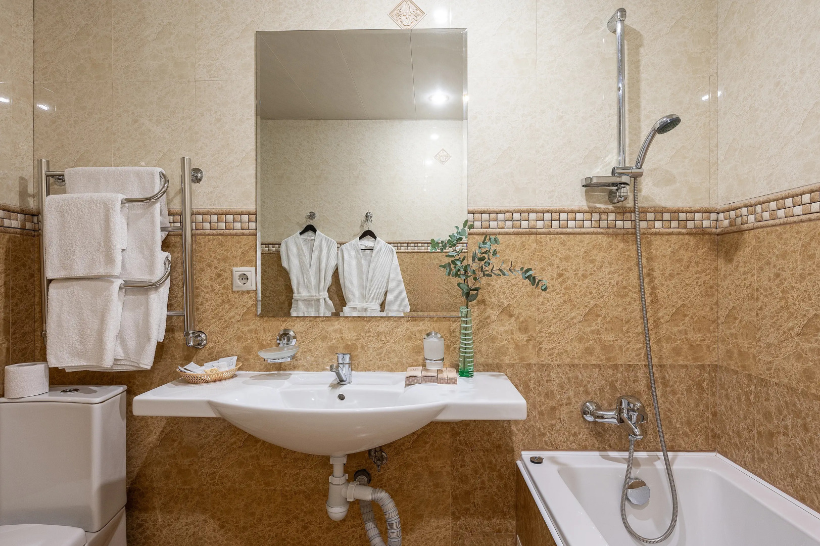 Отель Гала-Альпик