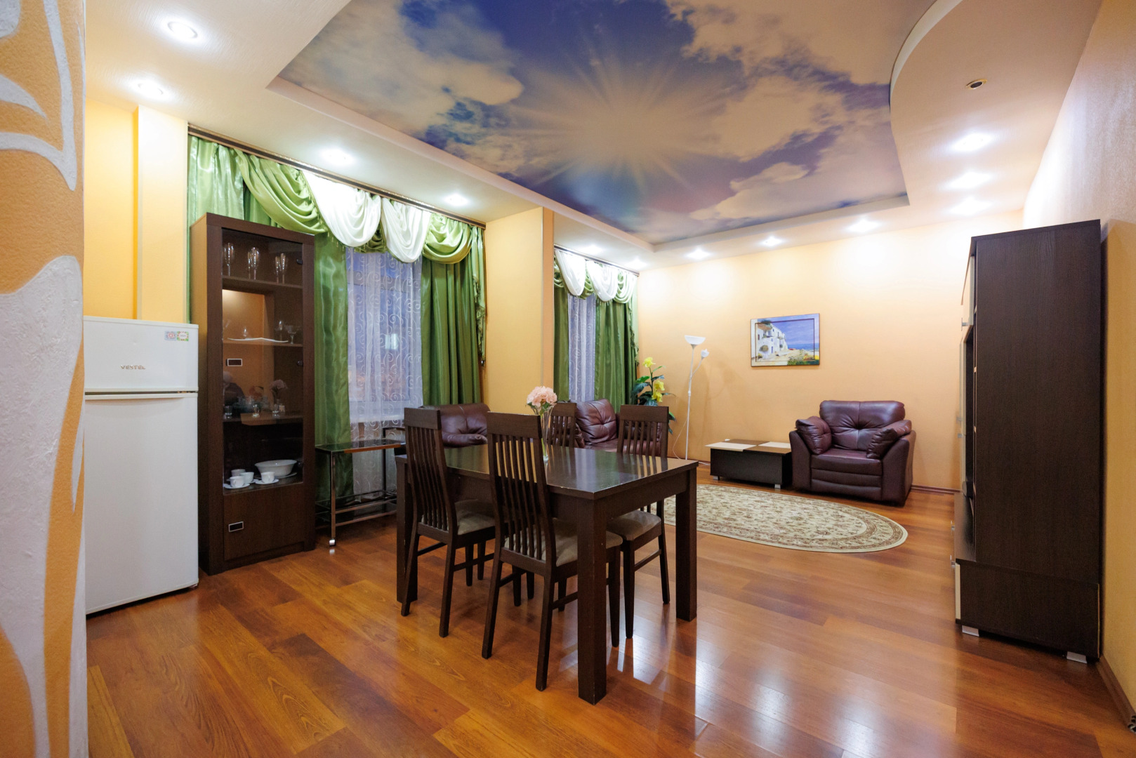 Апартаменты Lenina 80 Sky