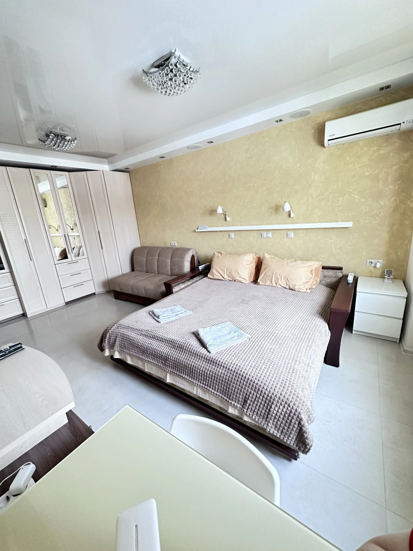 Квартира 3-комнатная  премиум-класса в центре у метро