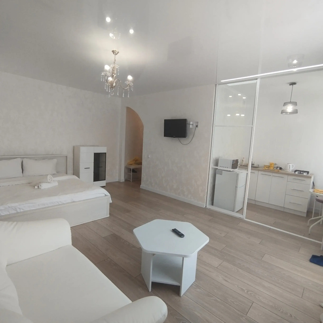 Квартира У главной площади Победы