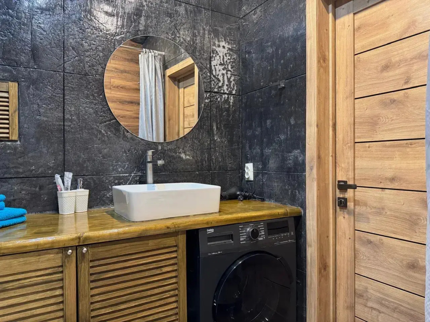 Апартаменты Аврора на Михалицына 1, 10 этаж