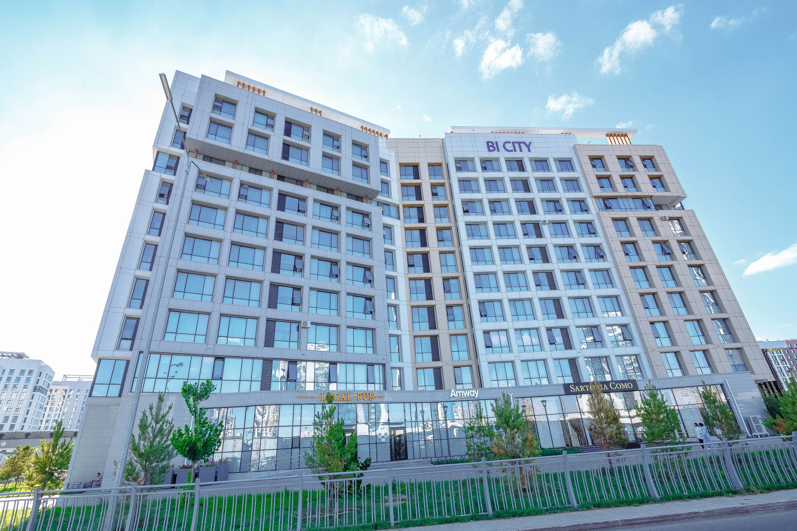 Апартаменты полноценные 2 комнатные возле Трц Хан Шатыр